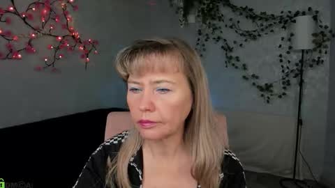 Carla Vogue online show from December 2, 9:58 am