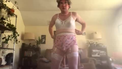 carlacee online show from November 13, 3:55 pm