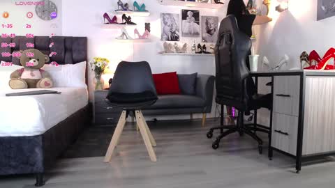 Carla independent model    online show from December 5, 1:14 am