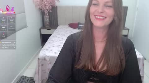 Snapshot of carlamarried chatting on October 22, 12:44 am Carla online show from October 22, 12:44 am