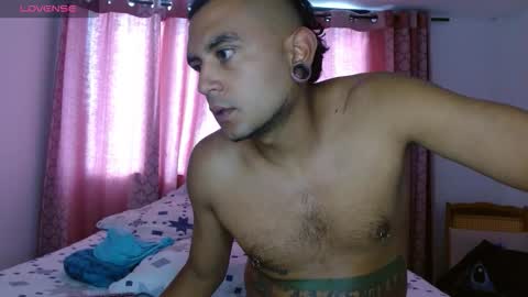 carlandelli1 online show from March 9, 8:46 pm