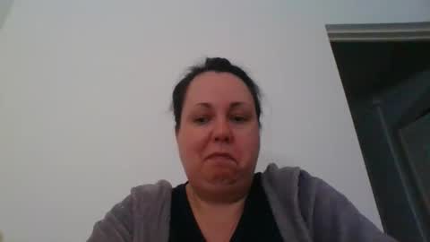 Snapshot of carlaruth chatting on November 2, 3:31 am Carlaruth online show from November 2, 3:31 am