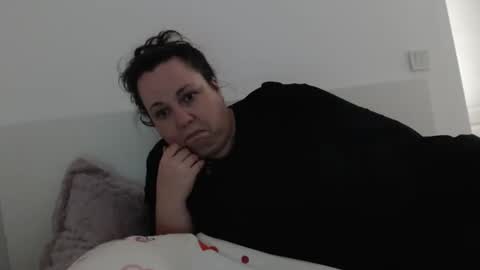 Snapshot of carlaruth chatting on January 5, 5:27 pm Carlaruth online show from January 5, 5:27 pm