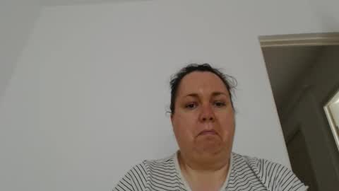 Carlaruth online show from April 16, 4:02 am