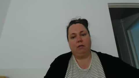 Carlaruth online show from April 18, 3:21 am