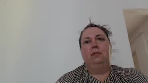 Snapshot of carlaruth chatting on June 22, 7:16 am Carlaruth online show from June 22, 7:16 am