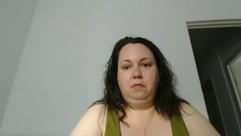 Snapshot of carlaruth chatting on June 23, 3:15 am Carlaruth online show from June 23, 3:15 am