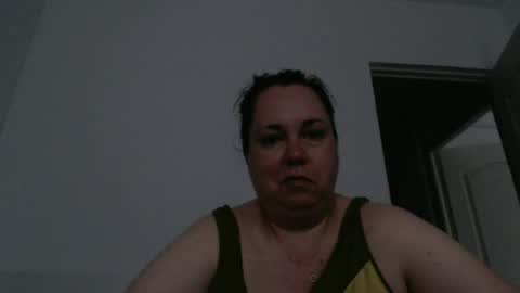Snapshot of carlaruth chatting on June 24, 2:21 am Carlaruth online show from June 24, 2:21 am