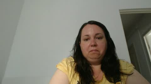 Snapshot of carlaruth chatting on July 1, 3:41 am Carlaruth online show from July 1, 3:41 am