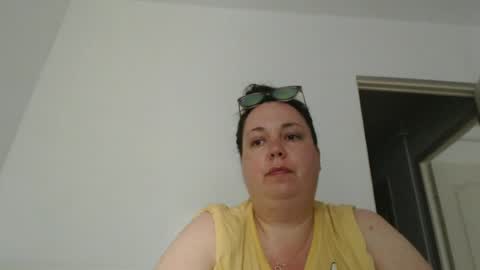 Snapshot of carlaruth chatting on July 2, 3:17 am Carlaruth online show from July 2, 3:17 am