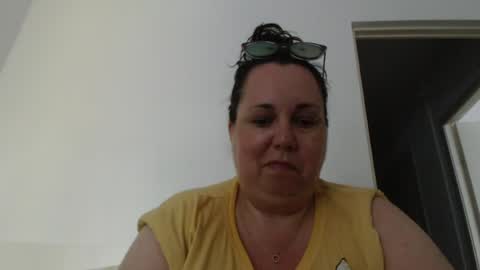 Snapshot of carlaruth chatting on July 12, 3:47 pm Carlaruth online show from July 12, 3:47 pm