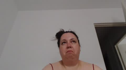 Snapshot of carlaruth chatting on July 27, 3:02 am Carlaruth online show from July 27, 3:02 am