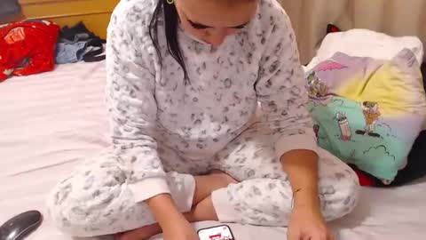 Snapshot of carlasweet00 chatting on October 13, 12:49 pm carlasweet00 online show from October 13, 12:49 pm