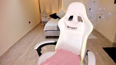 Alejandra online show from December 22, 5:34 am