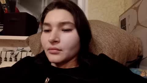 Snapshot of carlinematsuzaki chatting on February 28, 2:56 am Jessie online show from February 28, 2:56 am