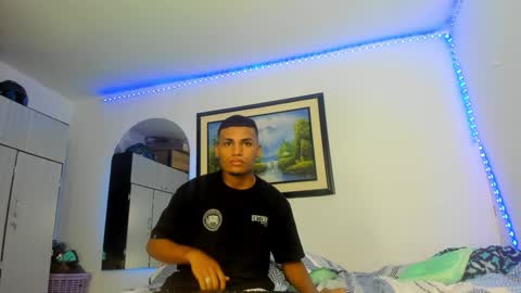 Snapshot of carlitosex09 chatting on December 3, 11:02 pm master online show from December 3, 11:02 pm