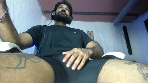 carlo yates  thx for help me to reach 100 thumps up online show from May 30, 2:41 am