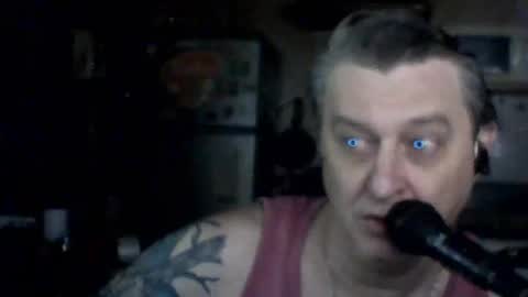 carlos712009 online show from April 1, 7:42 am