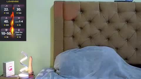 carloshero69 online show from December 14, 11:15 am