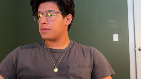 carlosjosecb2 online show from October 29, 4:09 pm