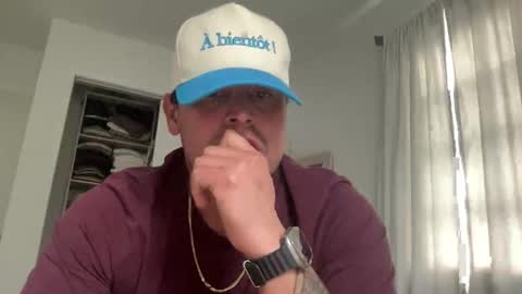 carlosportillo2186 online show from April 15, 10:43 pm