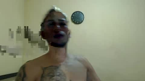 Snapshot of carlossmi01 chatting on February 18, 8:47 pm carlossmi01 online show from February 18, 8:47 pm