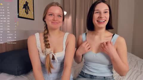 Snapshot of carlottagleave chatting on February 20, 9:04 pm Jessie and Lika online show from February 20, 9:04 pm