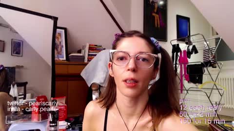 Carly Pearls online show from January 5, 5:30 am