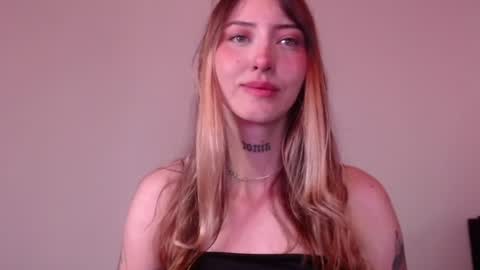 Snapshot of carmennrusso chatting on July 14, 12:24 am carmennrusso online show from July 14, 12:24 am