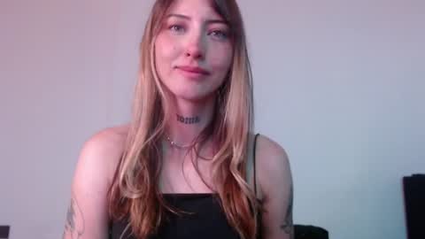 Snapshot of carmennrusso chatting on July 14, 2:05 am carmennrusso online show from July 14, 2:05 am