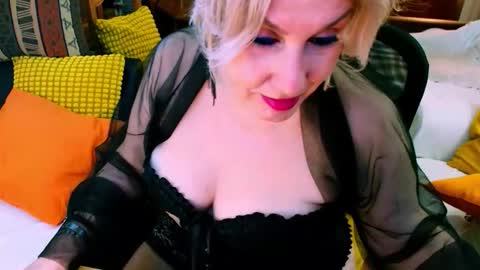 Carmen online show from December 18, 9:04 am