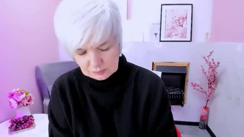 Carmen online show from March 8, 8:45 pm