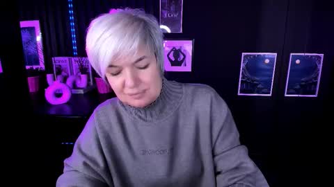 Carmen online show from March 18, 8:34 pm