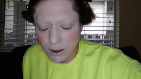 Brooke online show from May 6, 1:47 am