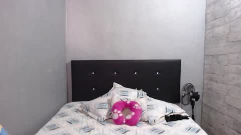 Caro milf  online show from November 4, 5:23 pm