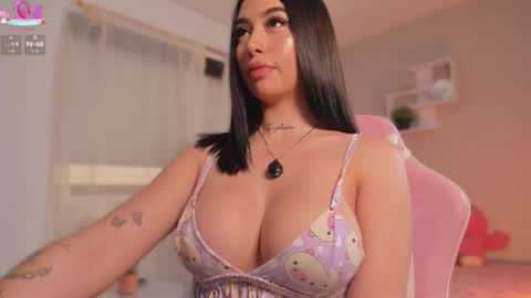 caro_sanchezz online show from September 26, 11:47 am