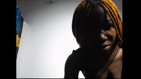 Snapshot of carobaby8 chatting on July 13, 4:04 am caroline online show from July 13, 4:04 am