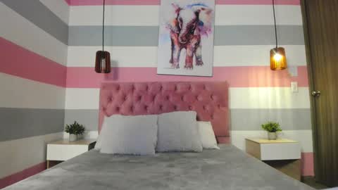 Snapshot of carol_pinter chatting on January 24, 12:10 pm Carol online show from January 24, 12:10 pm