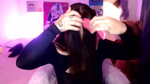 Snapshot of carolhoneyx chatting on February 25, 12:45 pm Carolina online show from February 25, 12:45 pm