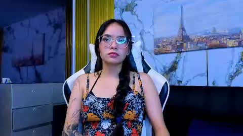 carolina23_pm online show from July 18, 1:32 am