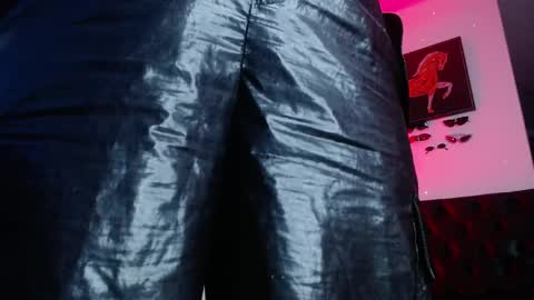 Snapshot of carolina_blue_ chatting on May 12, 11:57 pm Soft Carolina online show from May 12, 11:57 pm