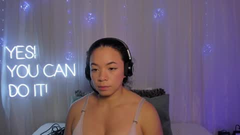 carolina_gaita online show from February 2, 11:51 am