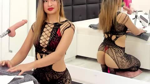    online show from April 21, 12:55 pm