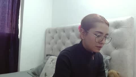 carolinapinnkman online show from November 25, 7:58 pm