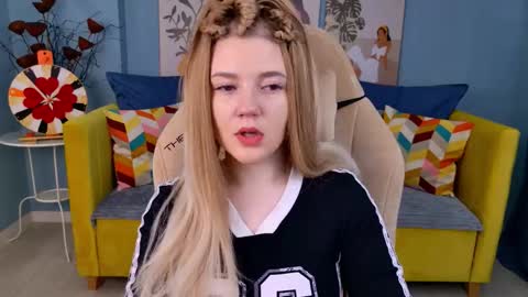 carolinasherry online show from February 15, 5:15 am