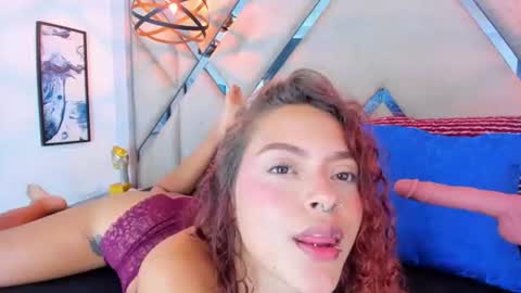Snapshot of caroline_clark420 chatting on June 11, 12:32 am Caroline Clark online show from June 11, 12:32 am
