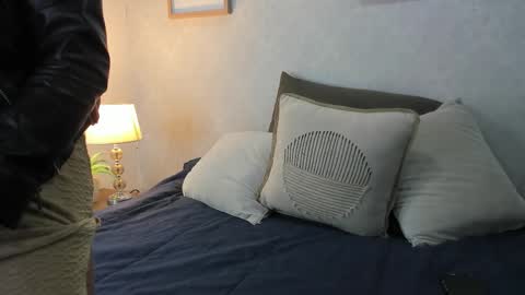  Caroline  online show from December 18, 11:27 am