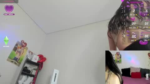 Snapshot of caroline_lenox chatting on March 6, 7:47 am Caroline Lenox online show from March 6, 7:47 am