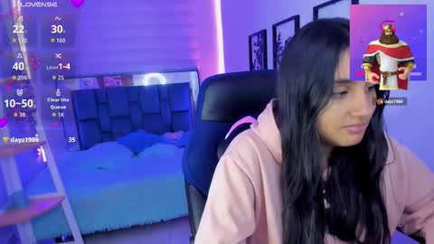 caroline_rodriguez_9 online show from October 1, 4:07 am