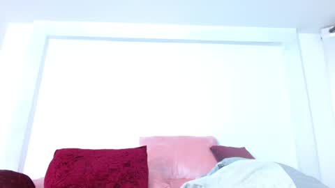 caroline online show from January 8, 12:57 am